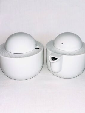 Ranmaru Japan Porcelain Nuance Cream & Sugar Elegant Modernist Japanese